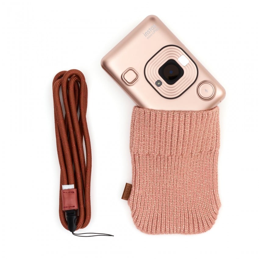 Instax Mini LiPlay Blush Gold Bundle - Format Photo 86x54 mm - Livré avec 1 batterie, chargeur + étui laine