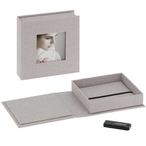 DEKNUDT - Boîte de rangement pour clé USB & photos en tissu gris (clé USB vendue séparément)