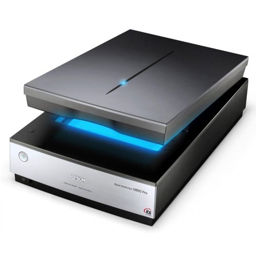 Scanner Perfection V850 Pro - Format A4 - Photos / Docs / Diapos / Films / Négatifs - Résolution 6400x9600 dpi - Recto (Reconditionné)