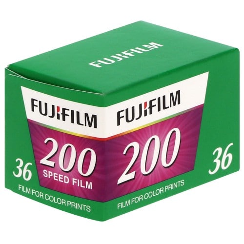 FUJI - Film couleur Fujicolor C200 (200 ISO) Format 135 - 36 poses (Reconditionné)